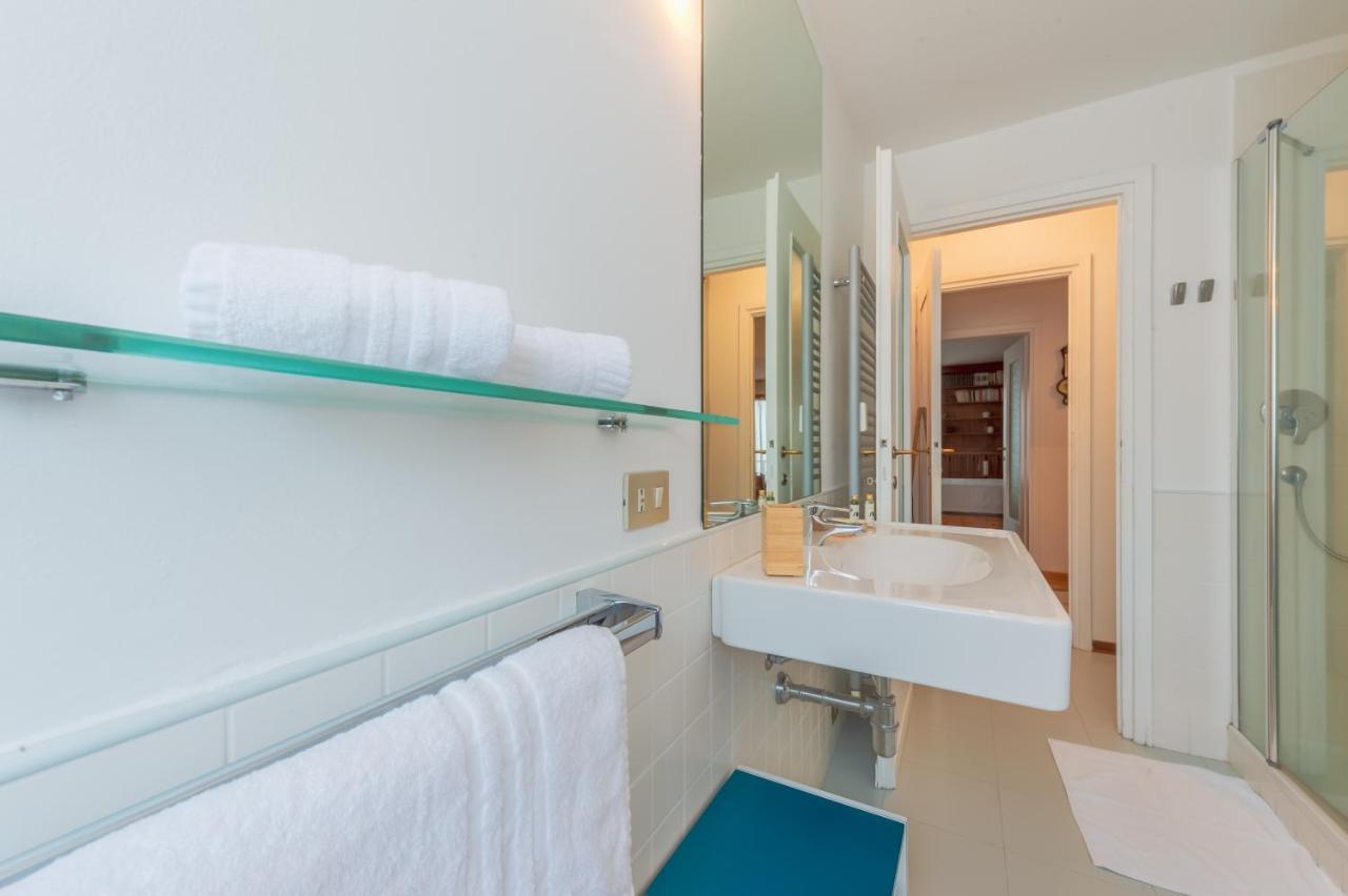 Apartment Camille - Accogliente E Con Parcheggio - Cour 0078